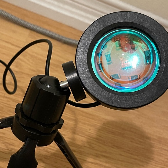 Multiple colour adjustable head’s movements room house night light cool romantic - Picture 4 of 15